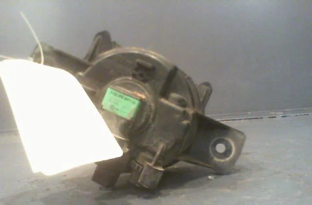 Phare antibrouillard avant gauche Renault CLIO II (BB_, CB_) 1.5 dci (b-cb07) (2001-2009) 3 portes occasion