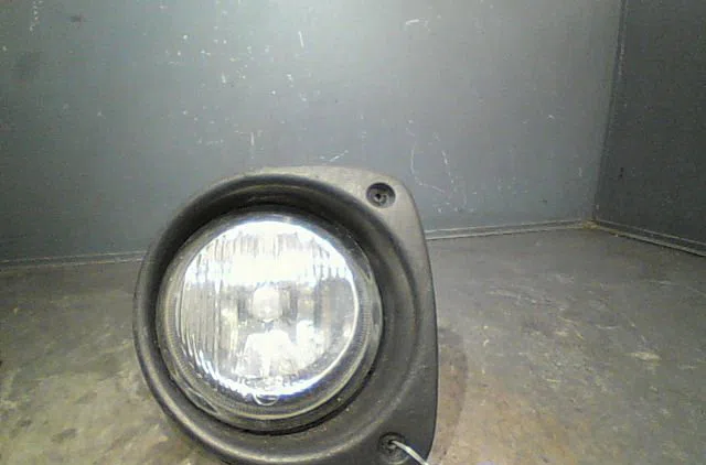 Phare antibrouillard avant gauche Renault CLIO II (BB_, CB_) 1.9 dti (b-cb0u) (1999-2005) occasion
