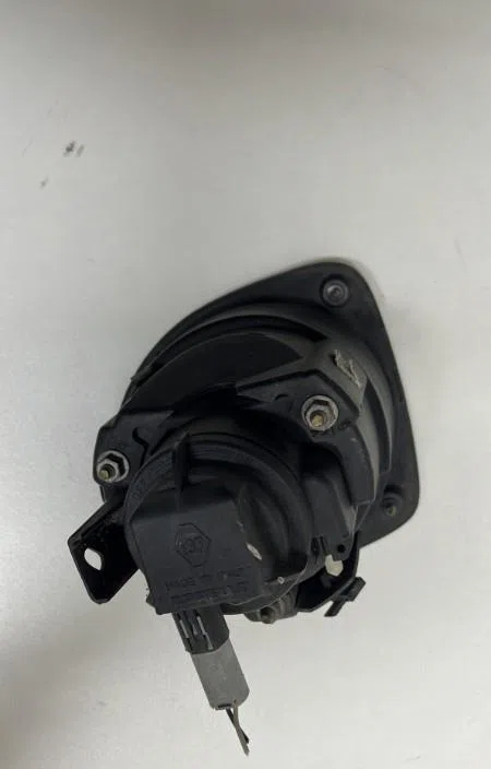 Phare antibrouillard avant gauche Renault CLIO II (BB_, CB_) 1.9 dti (b-cb0u) (1999-2005) occasion