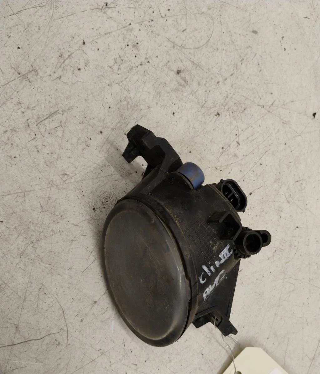 Phare antibrouillard avant gauche Renault CLIO III (BR0-1, CR0-1) 1.2 16v (br0p, cr0p) (2007-2014) occasion