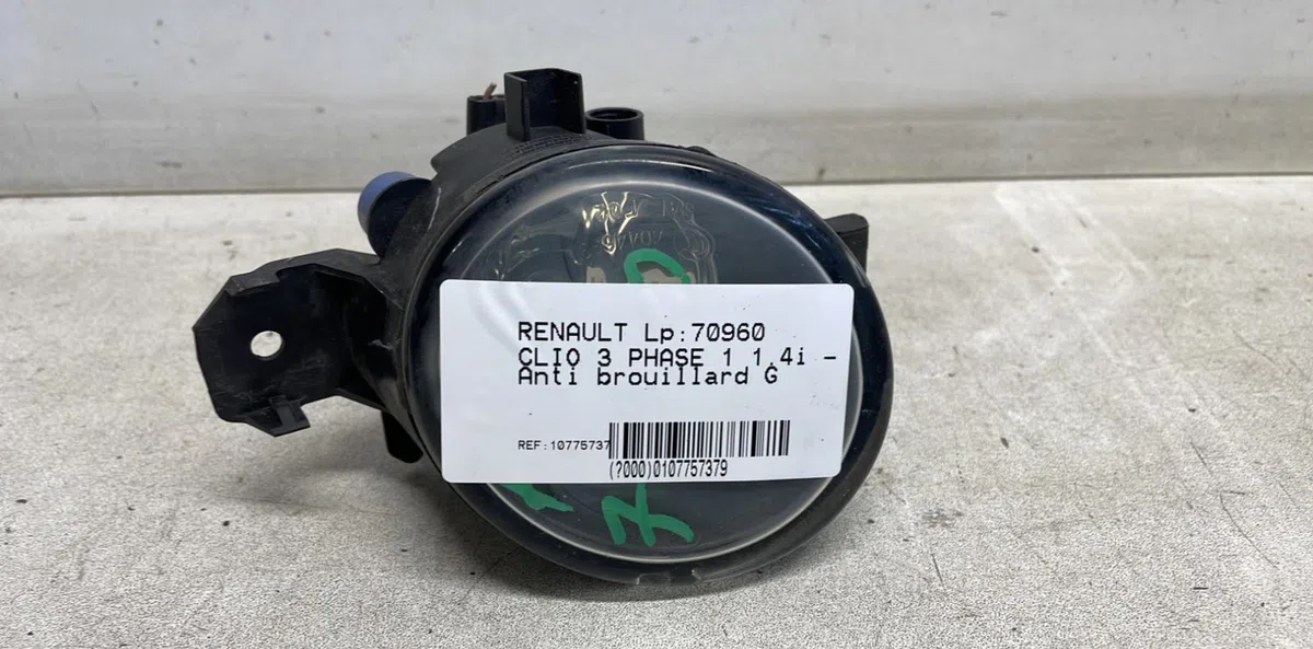 Phare antibrouillard avant gauche Renault CLIO III (BR0-1, CR0-1) 1.4 16v (2005-2012) occasion