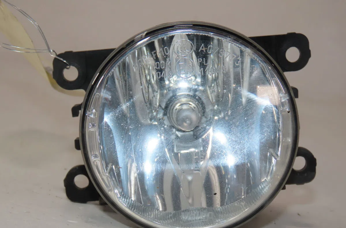 Phare antibrouillard avant gauche Renault CLIO IV (BH_) 0.9 tce 90 (2012) 5 portes occasion