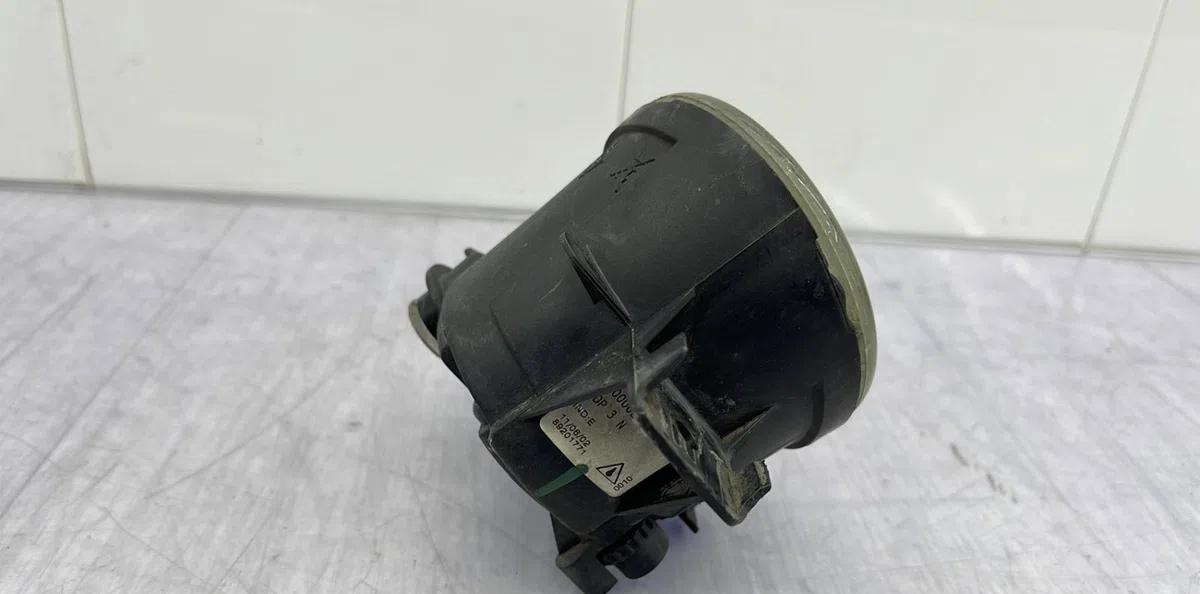 Phare antibrouillard avant gauche RENAULT ESPACE 4 PHASE 1 occasion