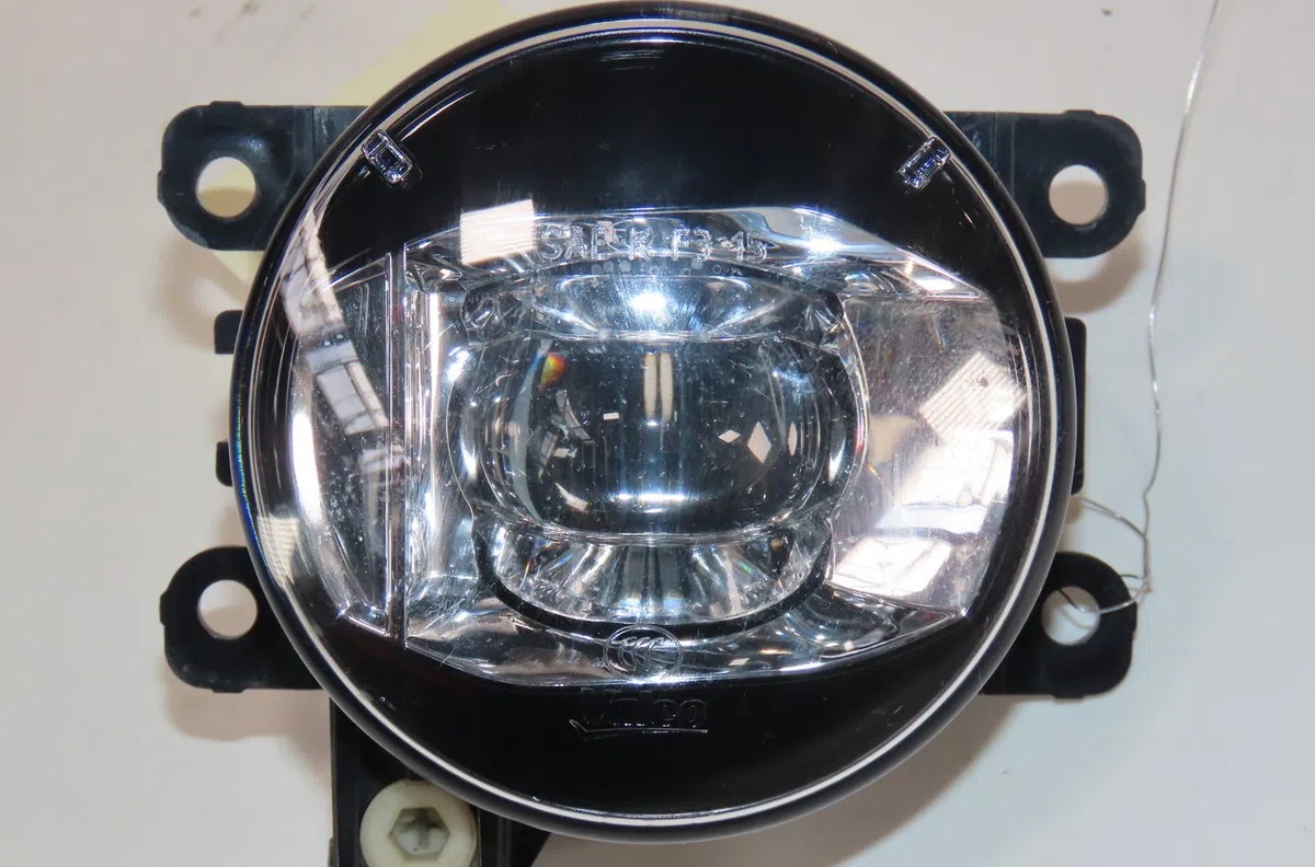 Phare antibrouillard avant gauche Renault KADJAR (HA_, HL_) 1.3 tce 140 (2018) occasion