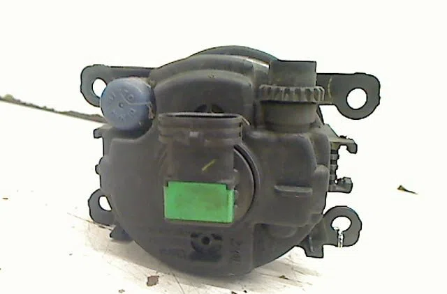 Phare antibrouillard avant gauche Renault KANGOO - GRAND KANGOO II (KW0-1_) 1.5 dci 90 (kw05, kw08, kw0g, kw11) (2008) o
