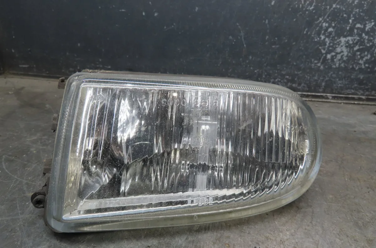 Phare antibrouillard avant gauche Renault LAGUNA I (B56_, 556_) 2.0 (1999-2001) occasion