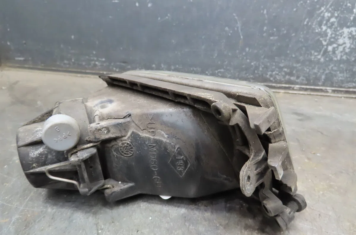 Phare antibrouillard avant gauche Renault LAGUNA I (B56_, 556_) 2.0 (1999-2001) occasion