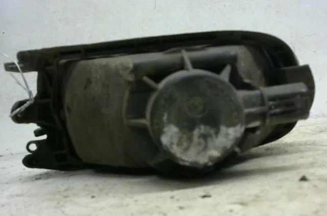Phare antibrouillard avant gauche Renault LAGUNA I (B56_, 556_) 2.0 (b56c-h-n) (1993-2001) occasion
