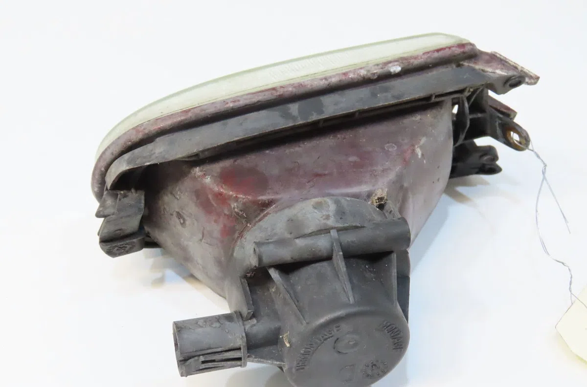 Phare antibrouillard avant gauche Renault LAGUNA I (B56_, 556_) 2.2 d (b56f-2) (1993-2001) occasion