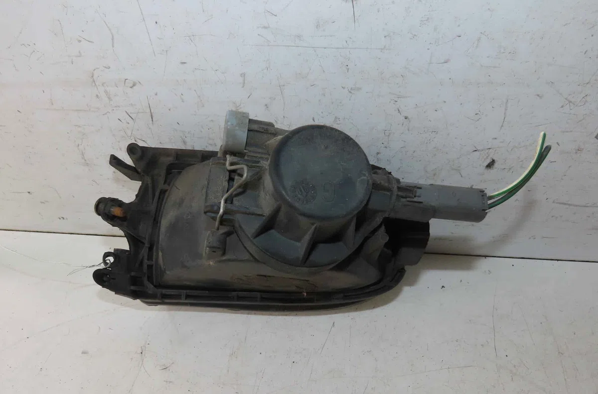 Phare antibrouillard avant gauche RENAULT LAGUNA  I occasion