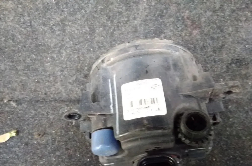 Phare antibrouillard avant gauche RENAULT LAGUNA III 2009 occasion