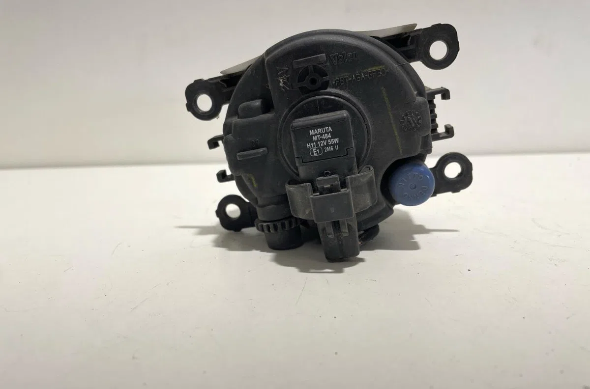 Phare antibrouillard avant gauche Renault LAGUNA III (BT0-1) 1.5 dci (bt00, bt0a, bt0t, bt1j) (2007-2015) 5 portes occas