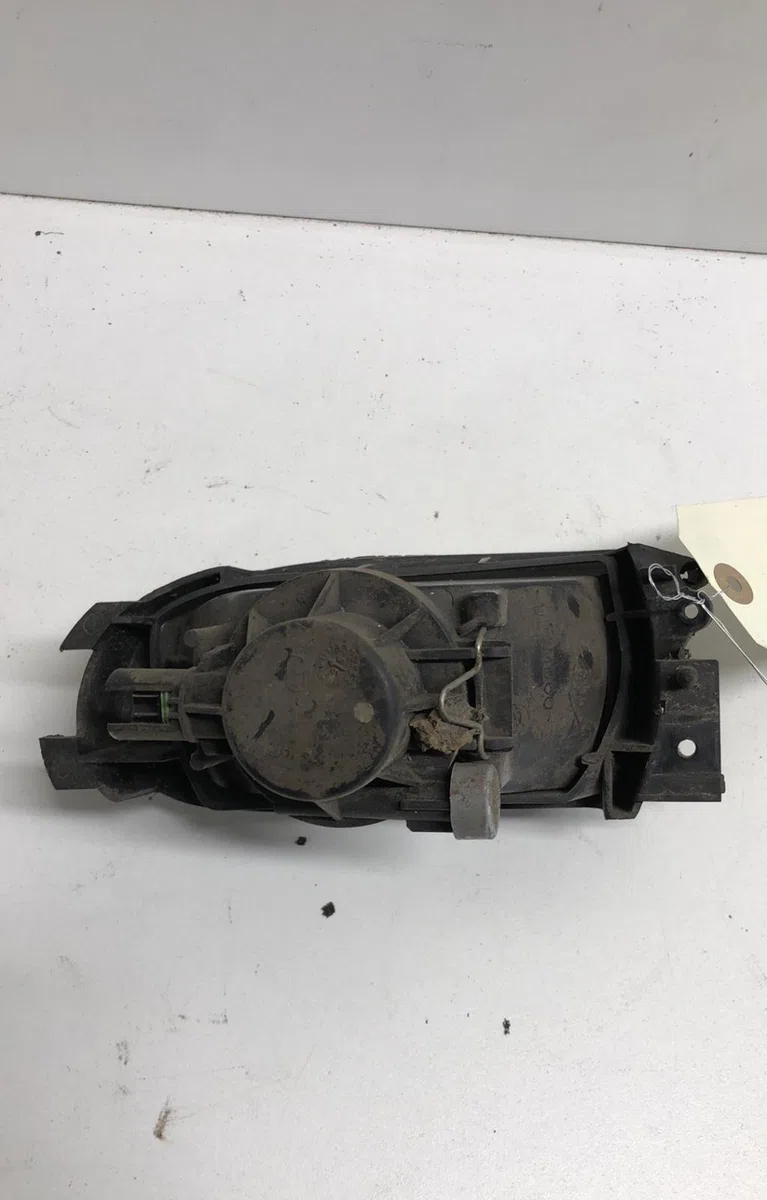Phare antibrouillard avant gauche Renault MEGANE I (BA0-1_) 1.4 e (ba0e, ba0v) (1996-2003) occasion