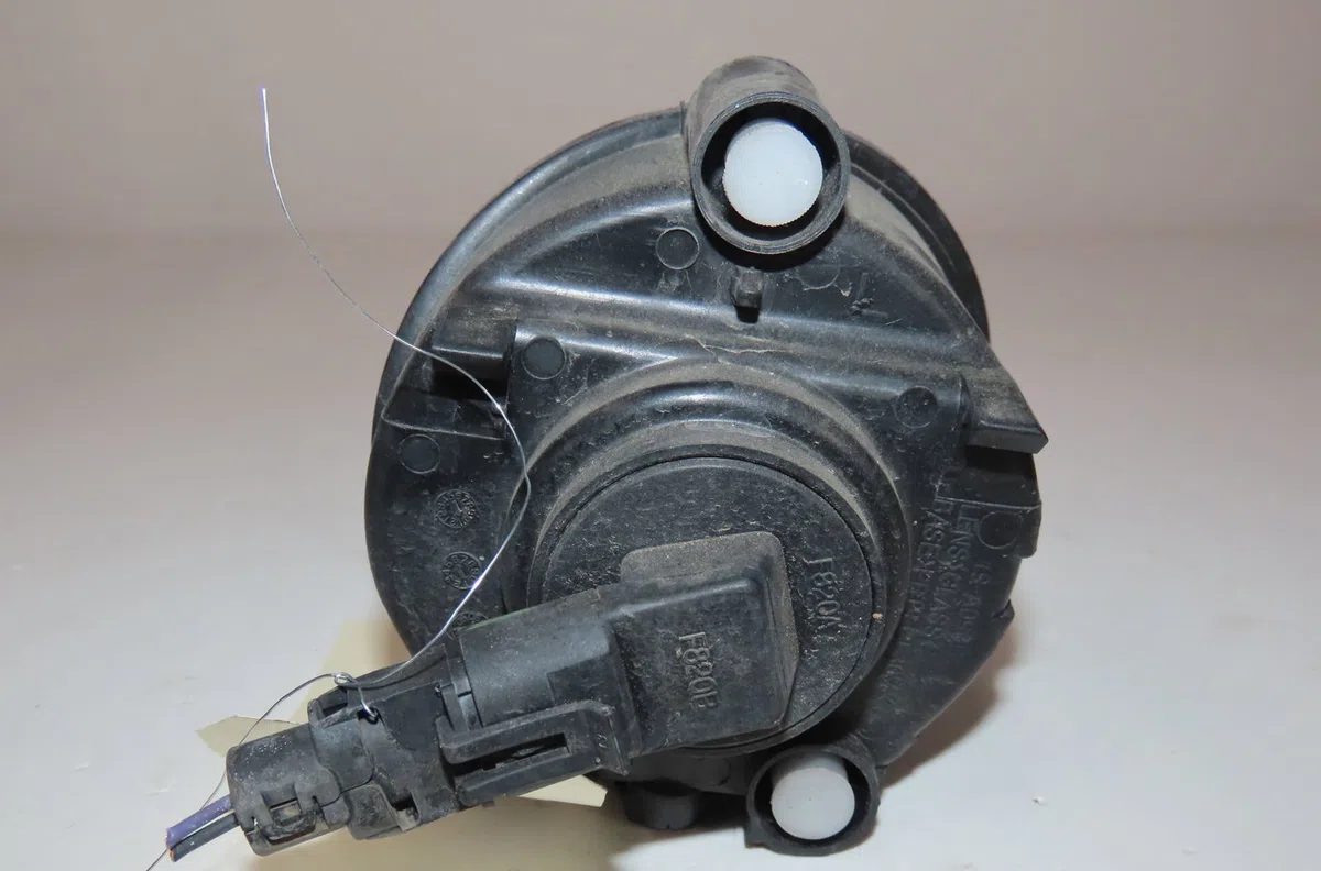 Phare antibrouillard avant gauche Renault MEGANE I Coupé (DA0-1_) 1.6 16v (da0b, da04, da11) (1999-2003) 2 portes occasi