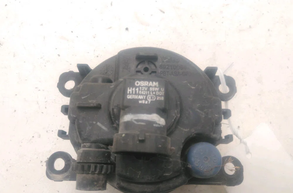 Phare antibrouillard avant gauche Renault MEGANE III 3-5 portes (BZ0-1_, B3_) 1.5 dci (2009) occasion