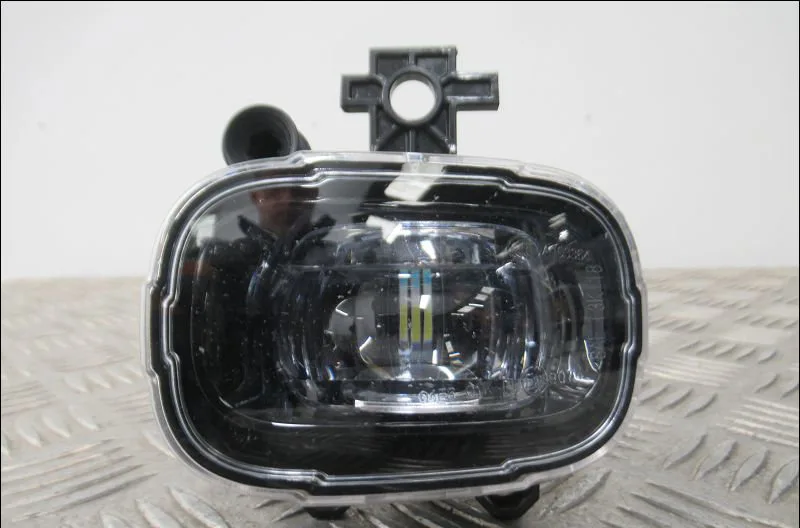 Phare antibrouillard avant gauche Renault MEGANE IV 3-5 portes (B9A-M-N_) 1.5 blue dci 115 (b9a6) (2018) occasion