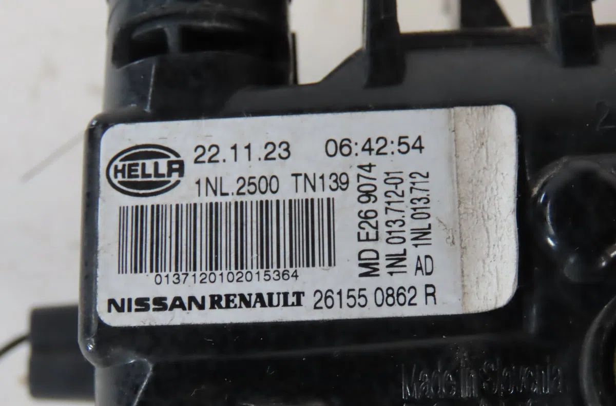 Phare antibrouillard avant gauche Renault MEGANE IV Estate (K9A-M-N_) 1.5 blue dci 115 (k9a6) (2018) occasion
