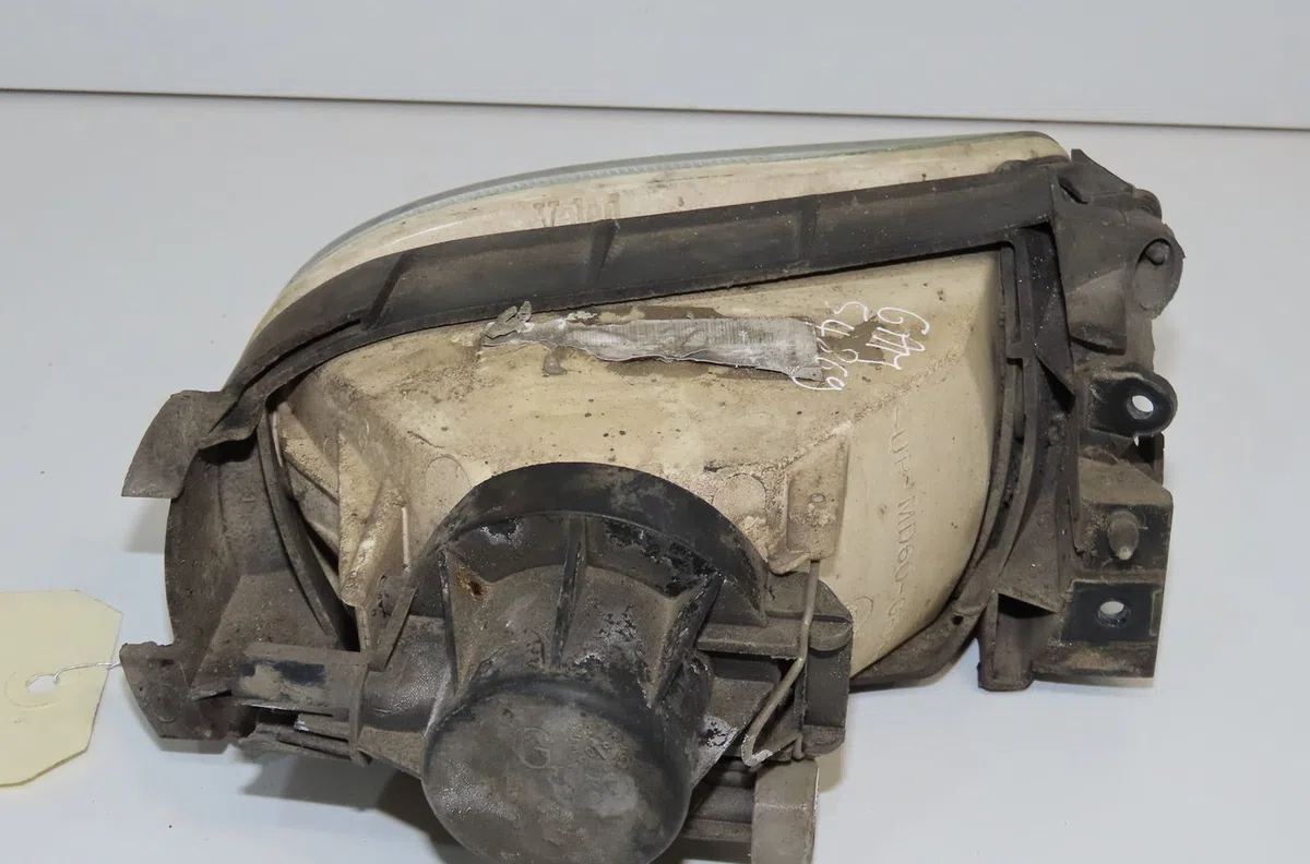 Phare antibrouillard avant gauche Renault MEGANE Scenic (JA0-1_) 1.9 dti (ja0n) (1997-1999) occasion