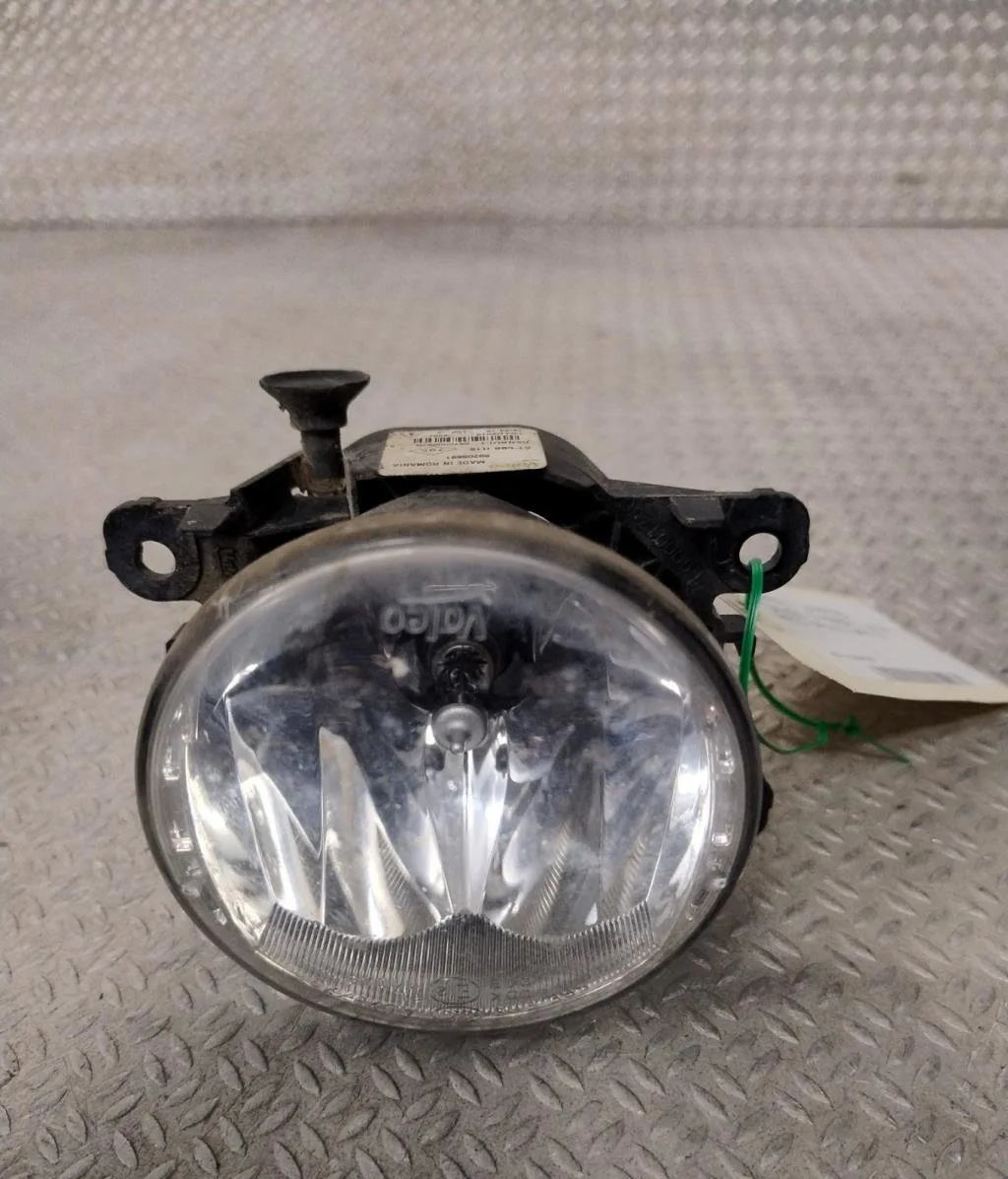 Phare antibrouillard avant gauche RENAULT TWINGO 3 TWINGO 3 PHASE 1 occasion