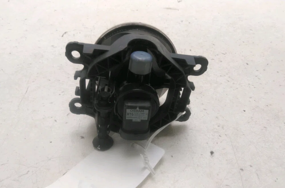 Phare antibrouillard avant gauche Renault TWINGO III (BCM_, BCA_) 1.0 sce 70 (2014) 5 portes occasion