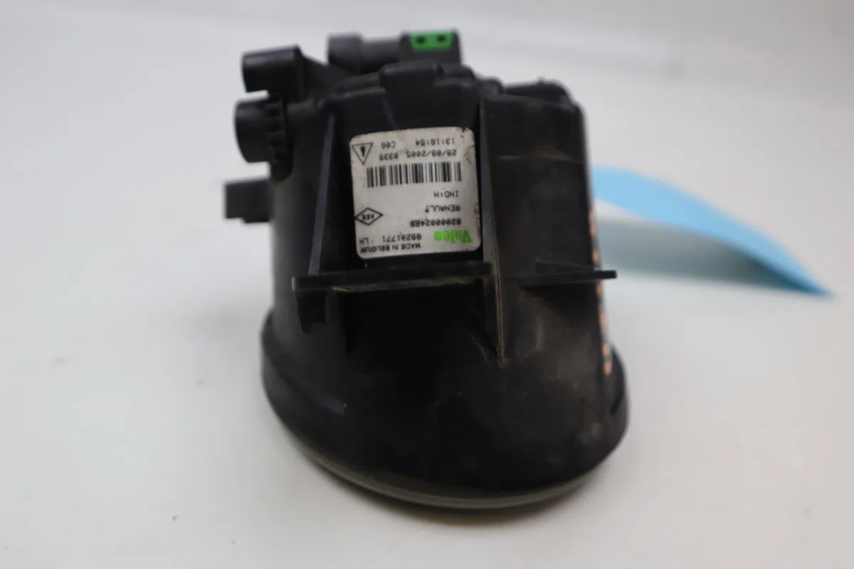 Phare antibrouillard avant gauche Renault VEL SATIS (BJ0_) 2.2 dci (bj0e, bj0f) (2002-2009) 5 portes occasion