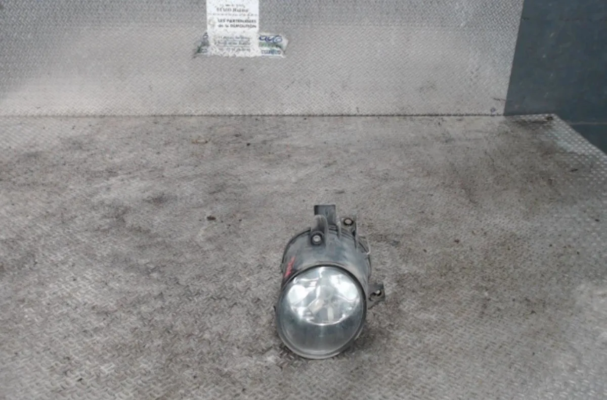 Phare antibrouillard avant gauche SEAT IBIZA 3 IBIZA 3 PHASE 2 occasion