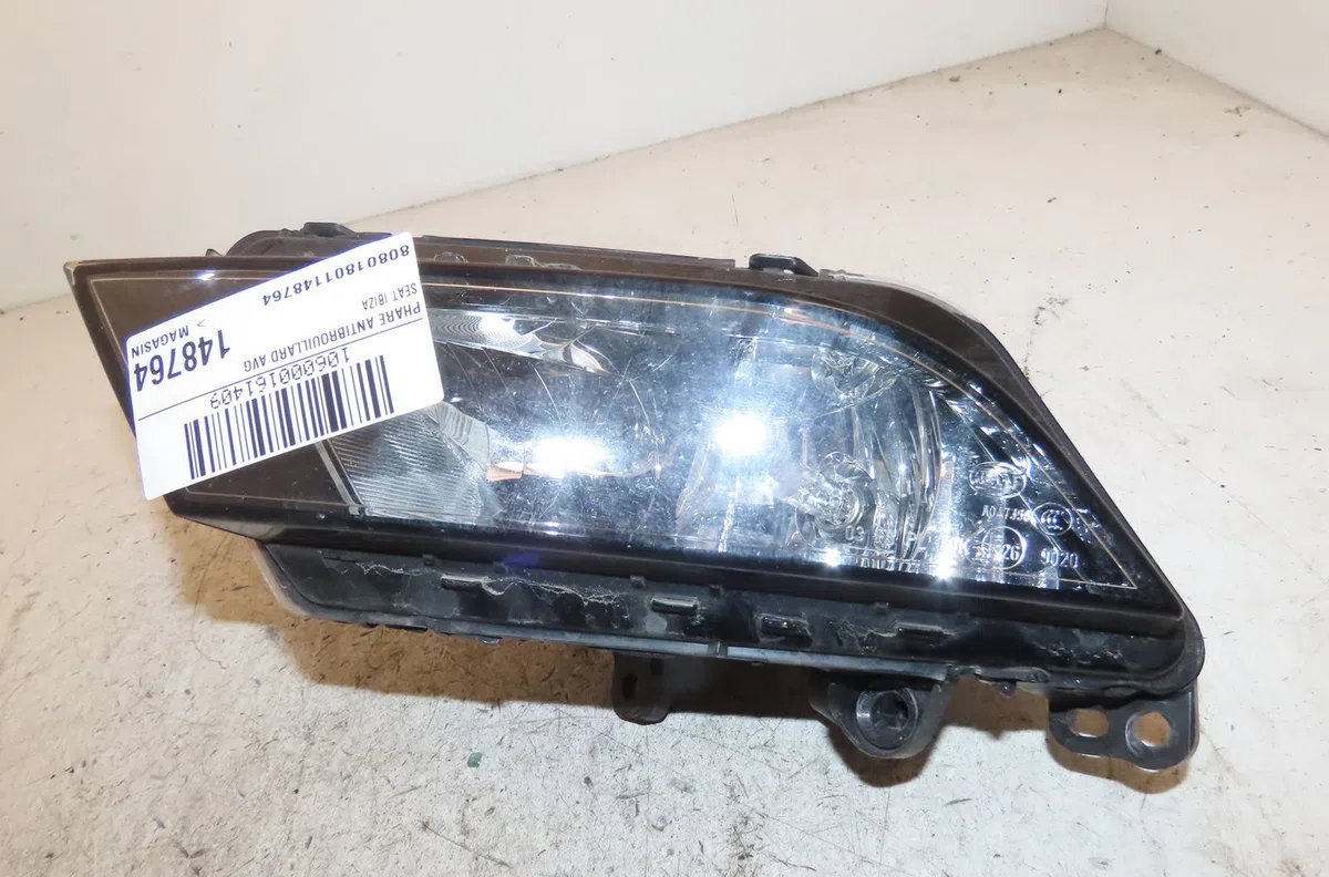 Phare antibrouillard avant gauche Seat IBIZA IV (6J5, 6P1) 1.2 tdi (2010-2015) occasion
