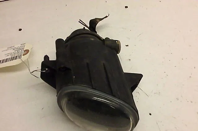 Phare antibrouillard avant gauche SEAT LEON occasion