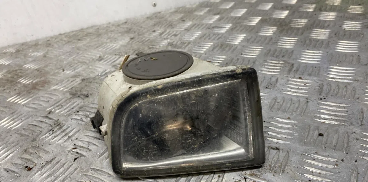 Phare antibrouillard avant gauche SKODA FABIA 1 PHASE 1 occasion