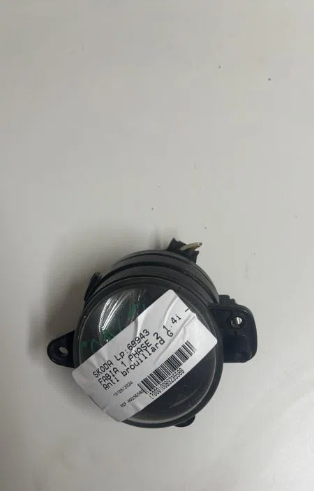 Phare antibrouillard avant gauche Skoda FABIA I (6Y2) 1.4 16v (1999-2008) occasion