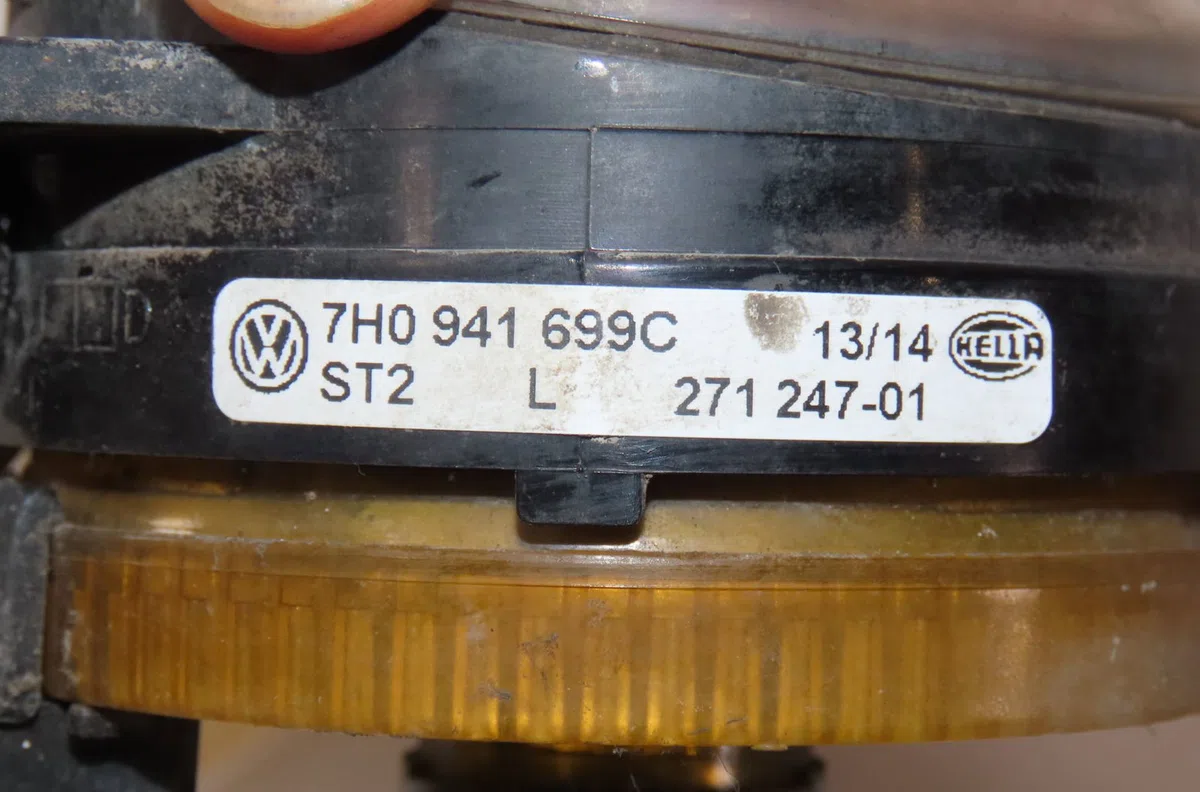 Phare antibrouillard avant gauche Skoda FABIA I Combi (6Y5) 1.9 sdi (2000-2007) occasion