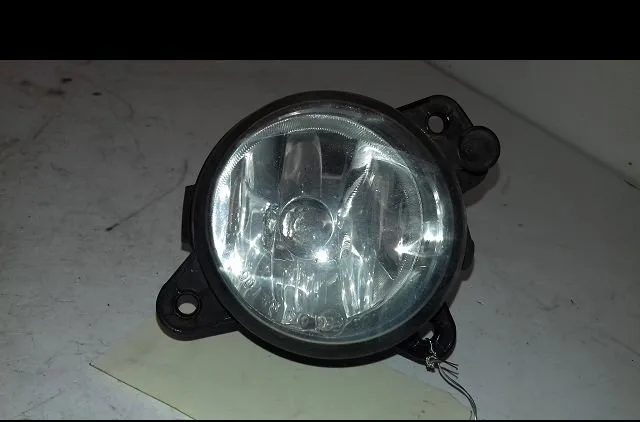 Phare antibrouillard avant gauche Skoda FABIA II (542) 1.4 (2007-2014) occasion
