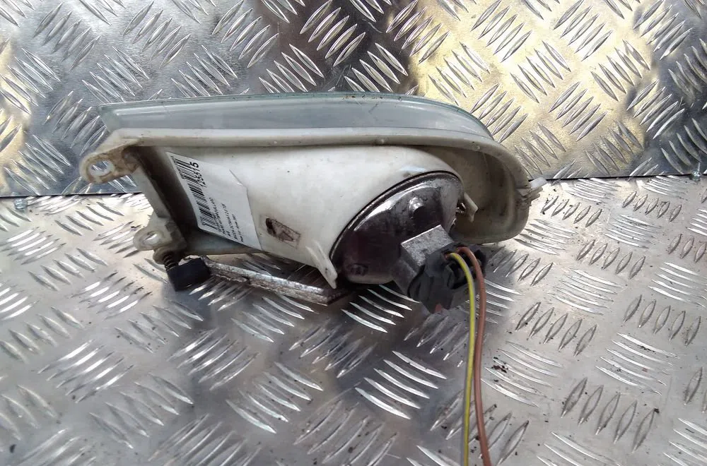 Phare antibrouillard avant gauche Skoda OCTAVIA II (1Z3) 2.0 tdi (2010-2013) occasion