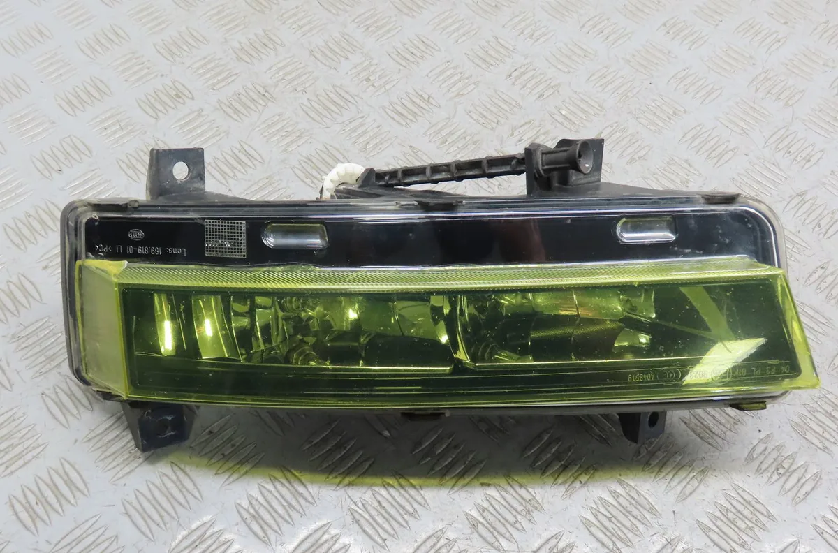 Phare antibrouillard avant gauche Skoda OCTAVIA III Combi (5E5, 5E6) 2.0 tdi rs (2013-2020) occasion