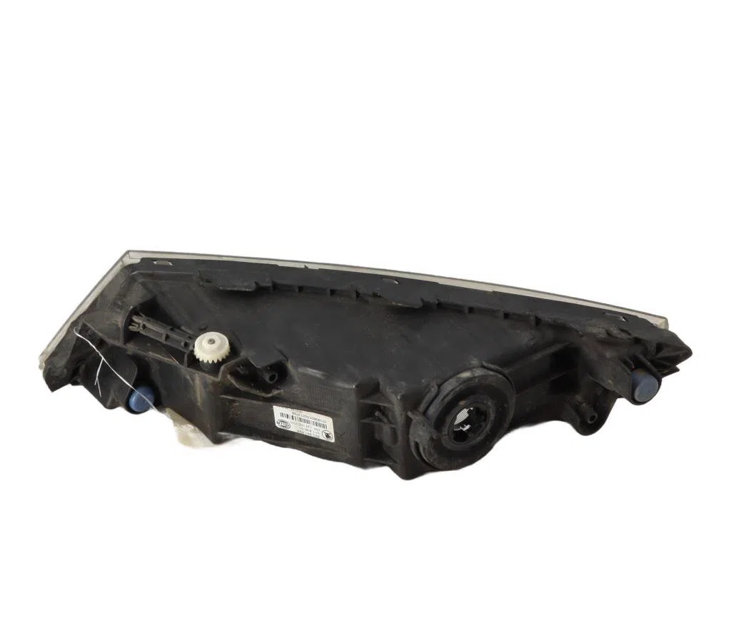 Phare antibrouillard avant gauche Skoda SUPERB III (3V3) 1.4 tsi (2015) occasion