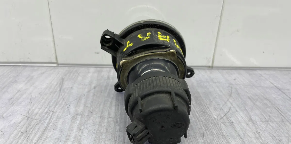 Phare antibrouillard avant gauche SMART FORFOUR 1 occasion