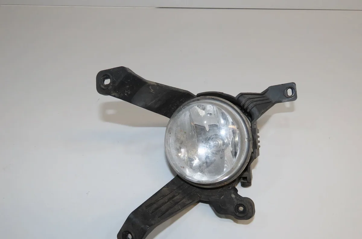 Phare antibrouillard avant gauche Ssangyong RODIUS II 2.0 xdi 4wd (2013) occasion