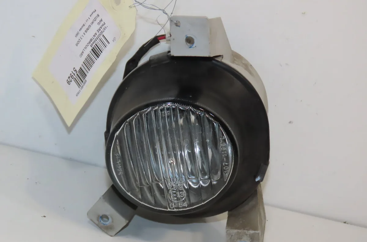 Phare antibrouillard avant gauche Suzuki IGNIS II (MH) 1.3 ddis (rm413d) (2003) occasion