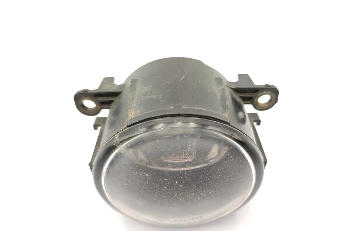 Phare antibrouillard avant gauche SUZUKI SWIFT 3 occasion