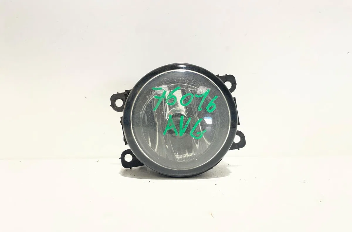 Phare antibrouillard avant gauche Suzuki SWIFT III (MZ, EZ) 1.3 ddis (rs 413d) (2005) 5 portes occasion