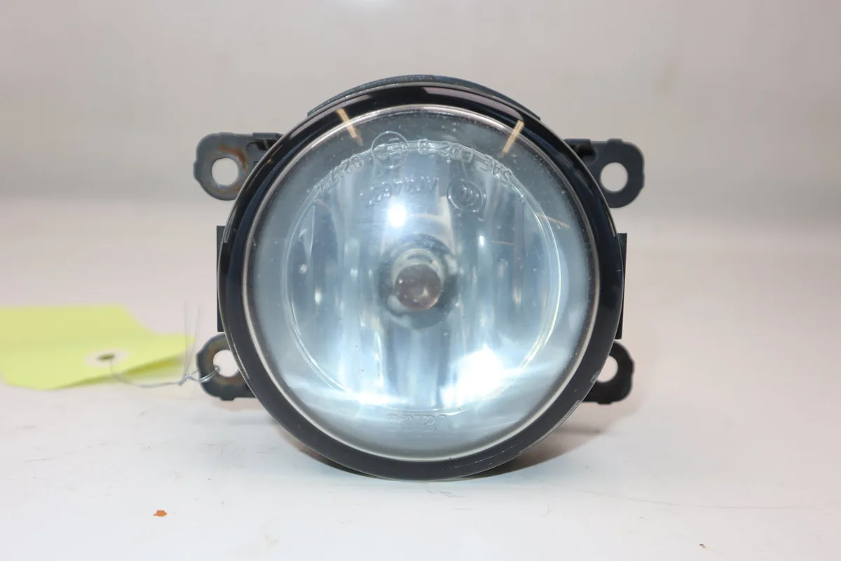Phare antibrouillard avant gauche Suzuki SWIFT III (MZ, EZ) 1.3 ddis (rs 413d) (2005) occasion