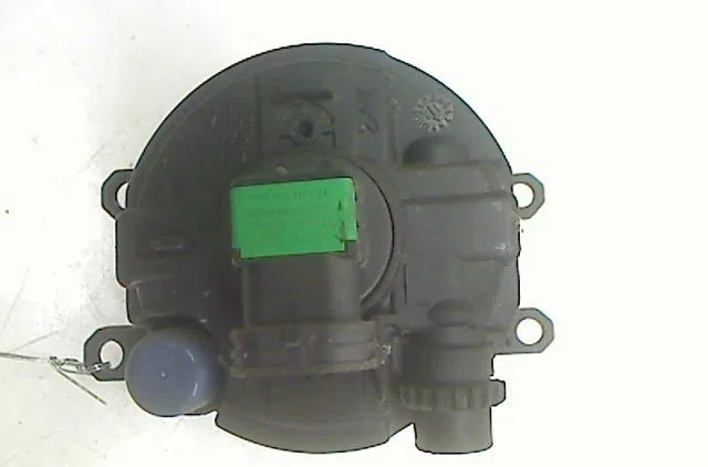 Phare antibrouillard avant gauche Toyota AYGO (_B1_) 1.0 (kgb10_) (2005-2014) 5 portes occasion