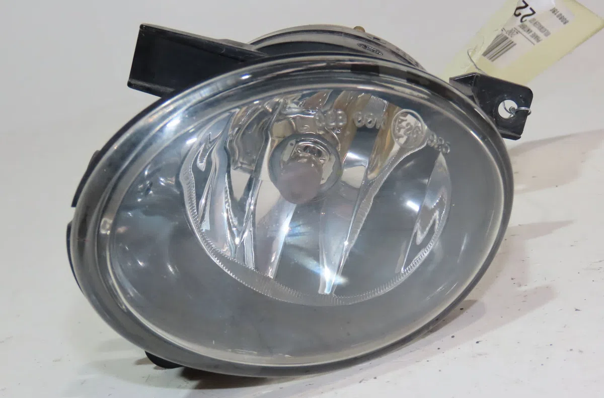 Phare antibrouillard avant gauche Volkswagen GOLF VI (5K1) 1.4 tsi (2008-2012) 5 portes occasion