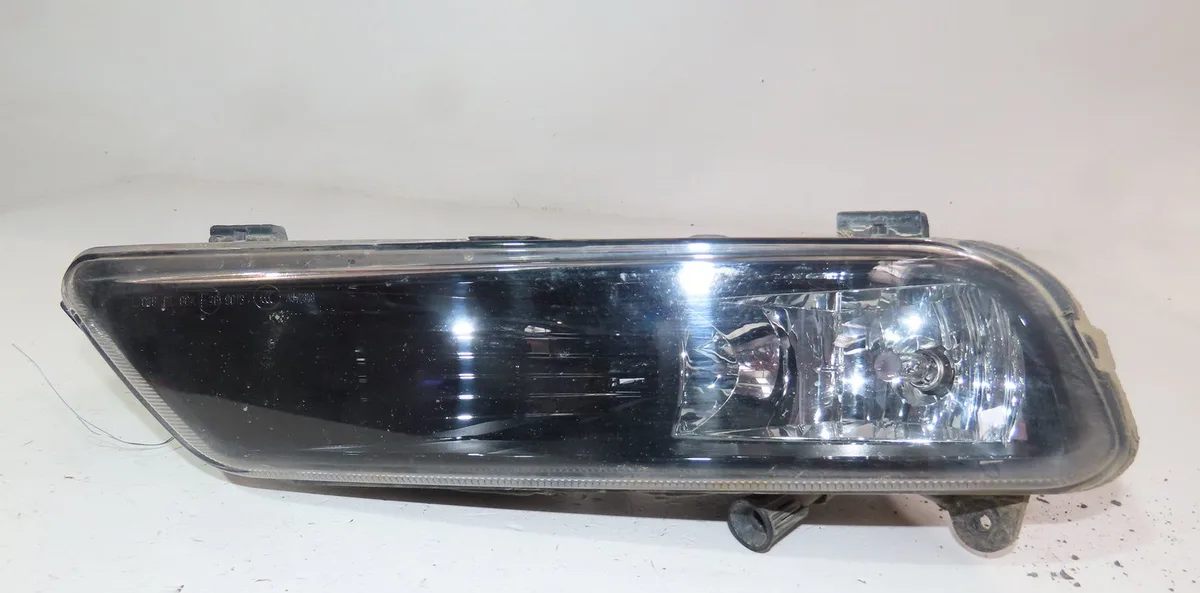 Phare antibrouillard avant gauche Volkswagen GOLF VII (5G1, BQ1, BE1, BE2) 1.4 tsi (2014-2020) occasion