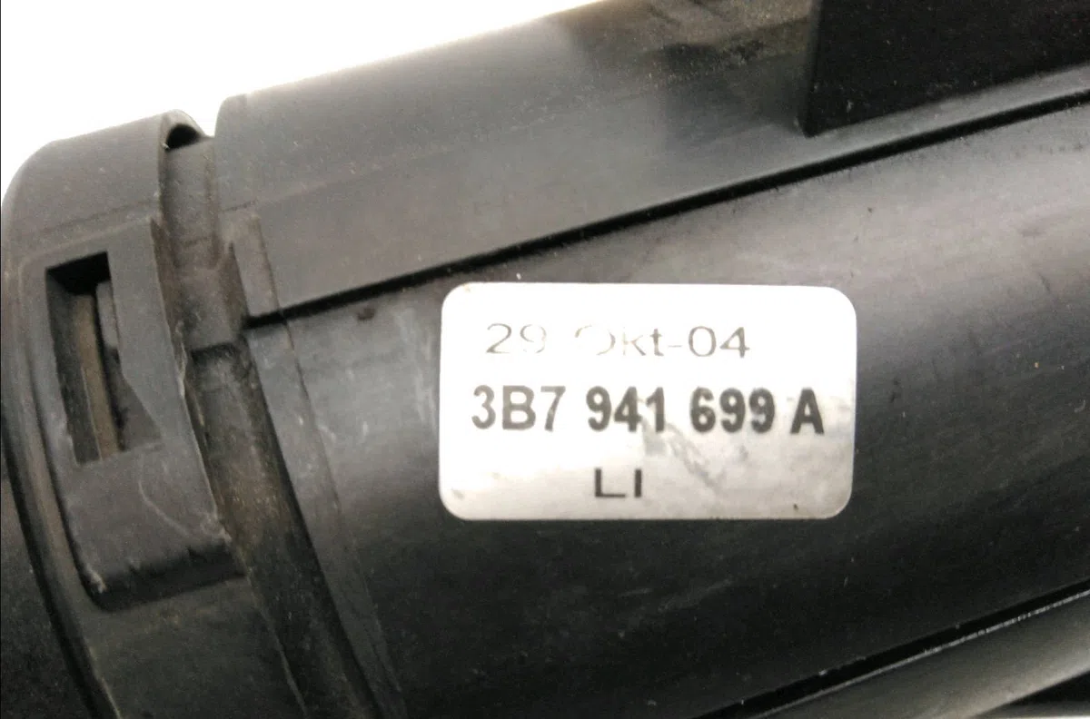 Phare antibrouillard avant gauche Volkswagen PASSAT B5.5 (3B3) 1.9 tdi (2000-2005) occasion