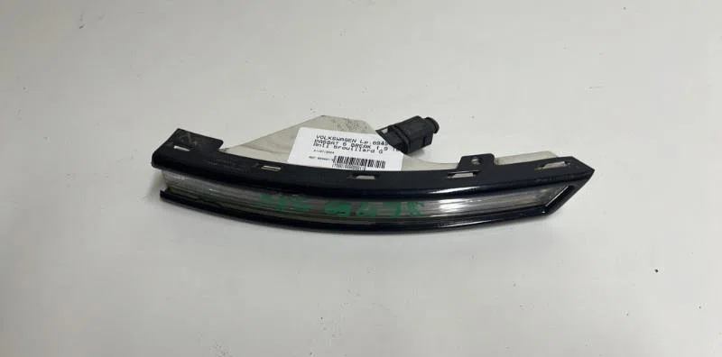 Phare antibrouillard avant gauche Volkswagen PASSAT B6 Variant (3C5) 1.9 tdi (2005-2010) occasion