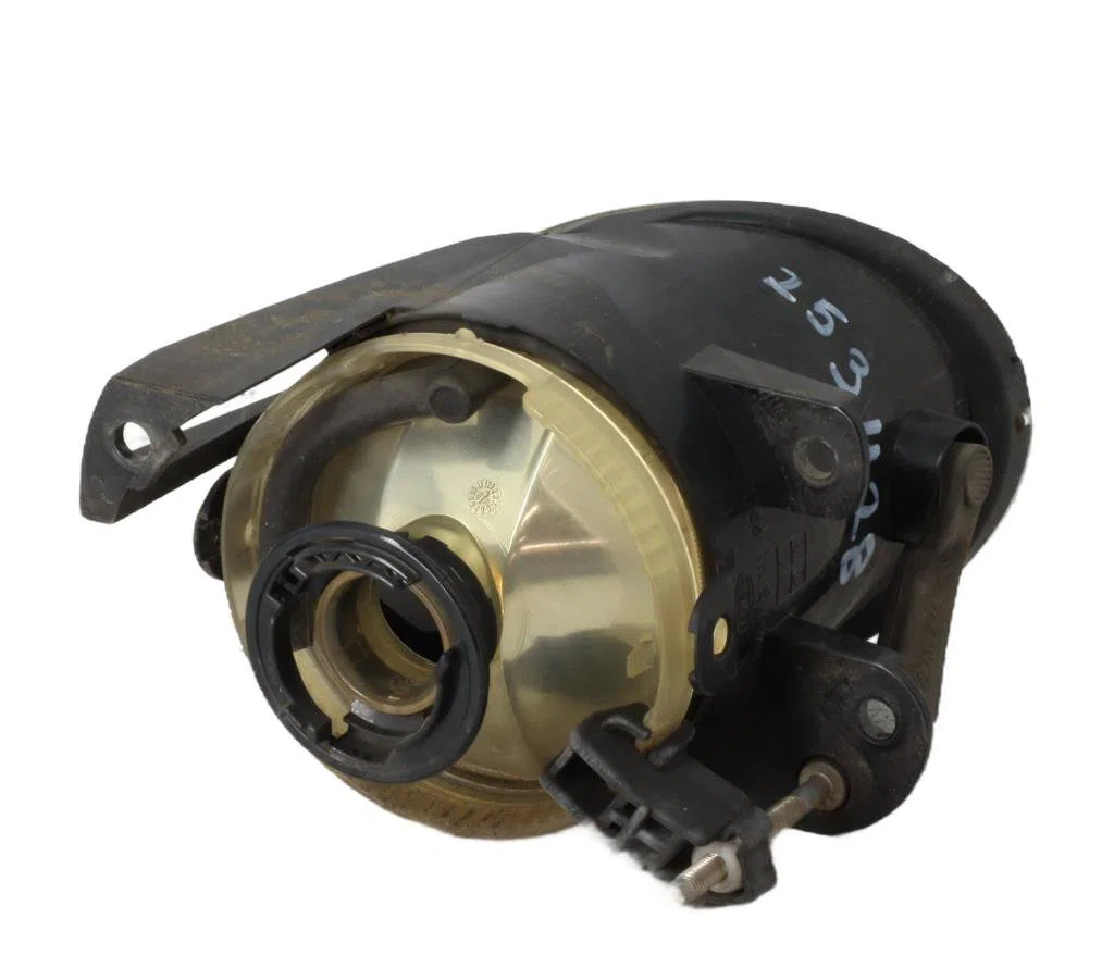 Phare antibrouillard avant gauche Volkswagen PASSAT B6 Variant (3C5) 2.0 tdi (2005-2010) occasion