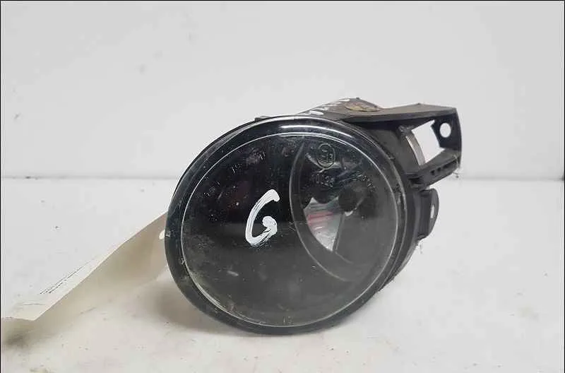 Phare antibrouillard avant gauche VOLKSWAGEN PASSAT V occasion