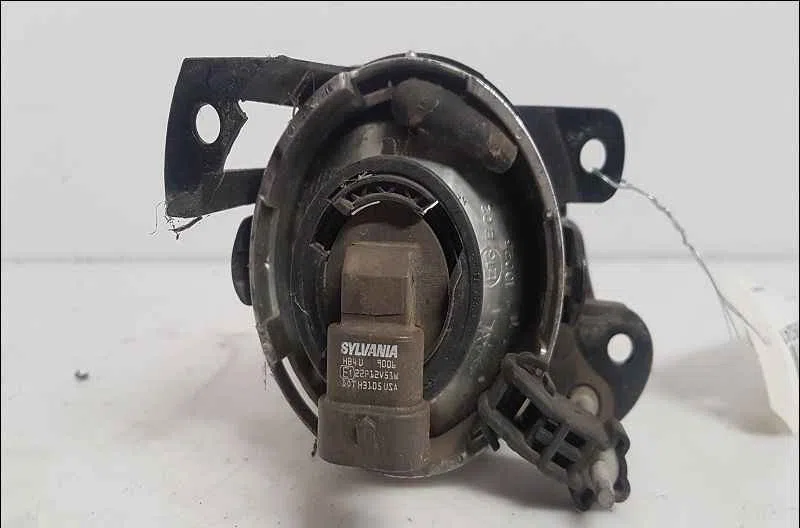 Phare antibrouillard avant gauche VOLKSWAGEN PASSAT V occasion