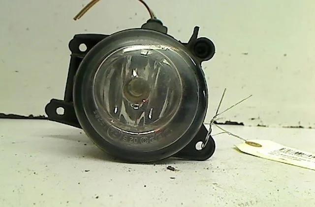 Phare antibrouillard avant gauche Volkswagen POLO (6N2) 1.4 tdi (1999-2001) 5 portes occasion